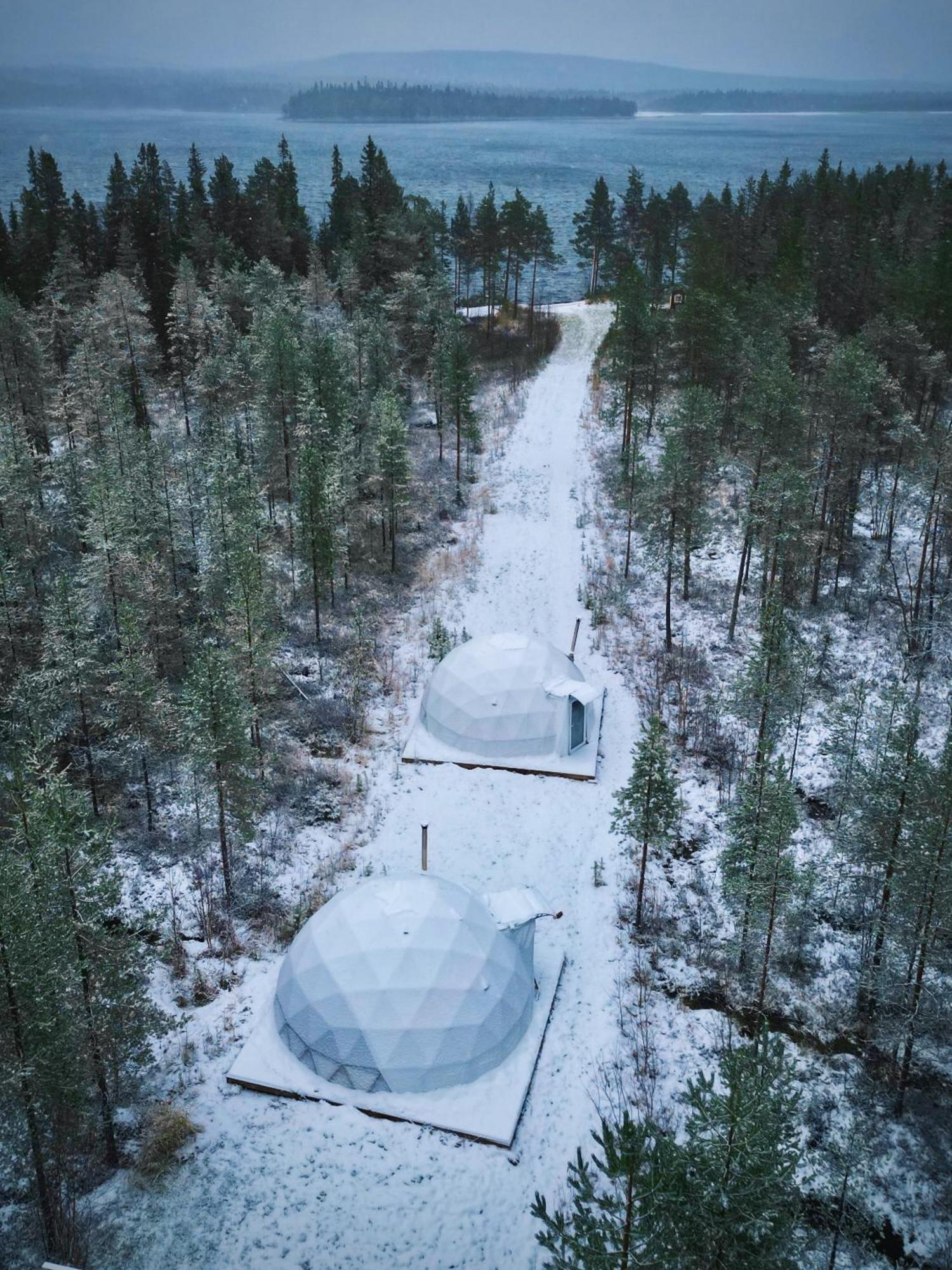 Aurora Igloo Fireplace-Heated Tents In A Secret Forest With Private Jacuzzi And Shared Sauna Bathroom And Dog Friendly Rovaniemi Ngoại thất bức ảnh