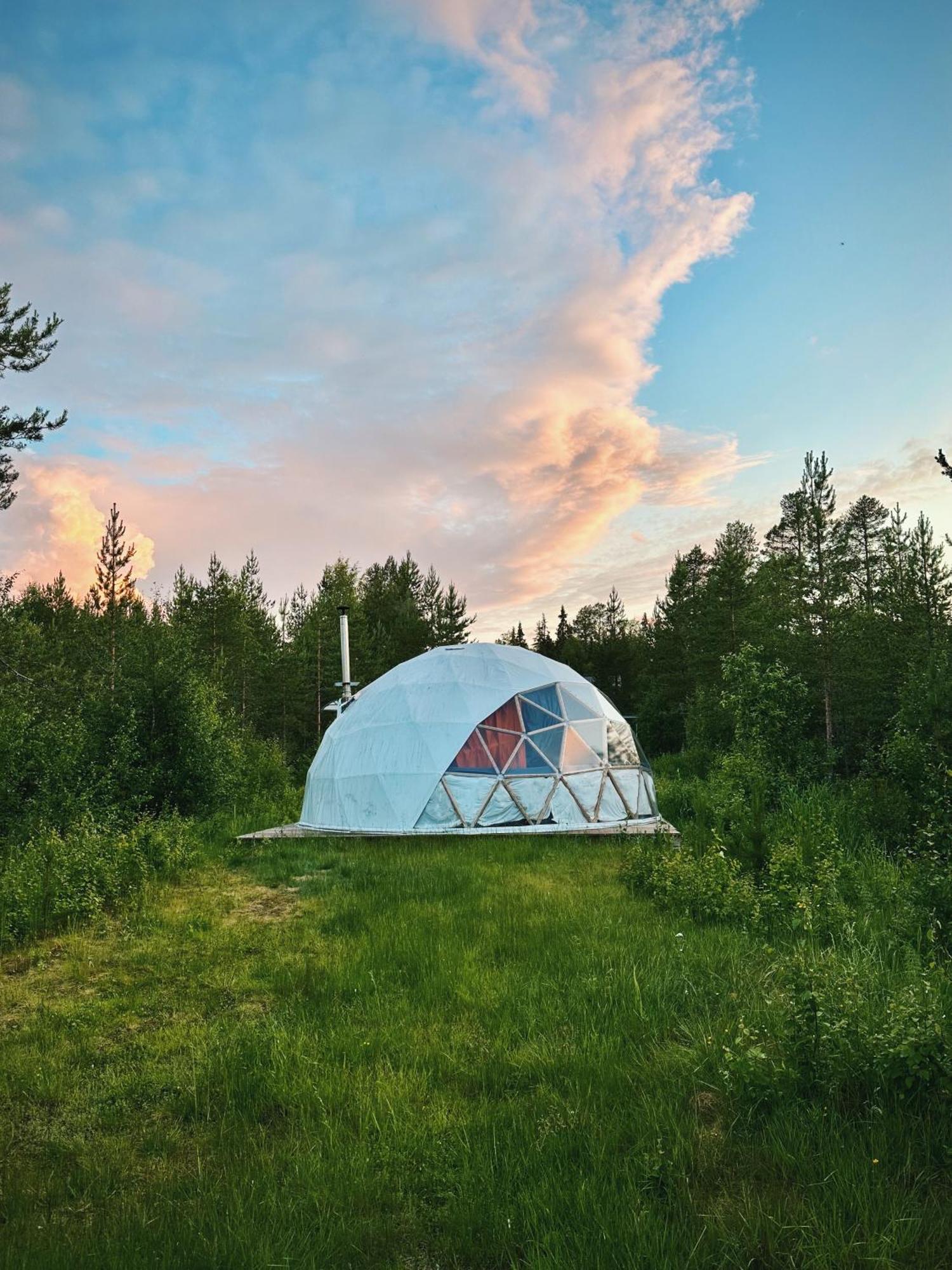 Aurora Igloo Fireplace-Heated Tents In A Secret Forest With Private Jacuzzi And Shared Sauna Bathroom And Dog Friendly Rovaniemi Ngoại thất bức ảnh