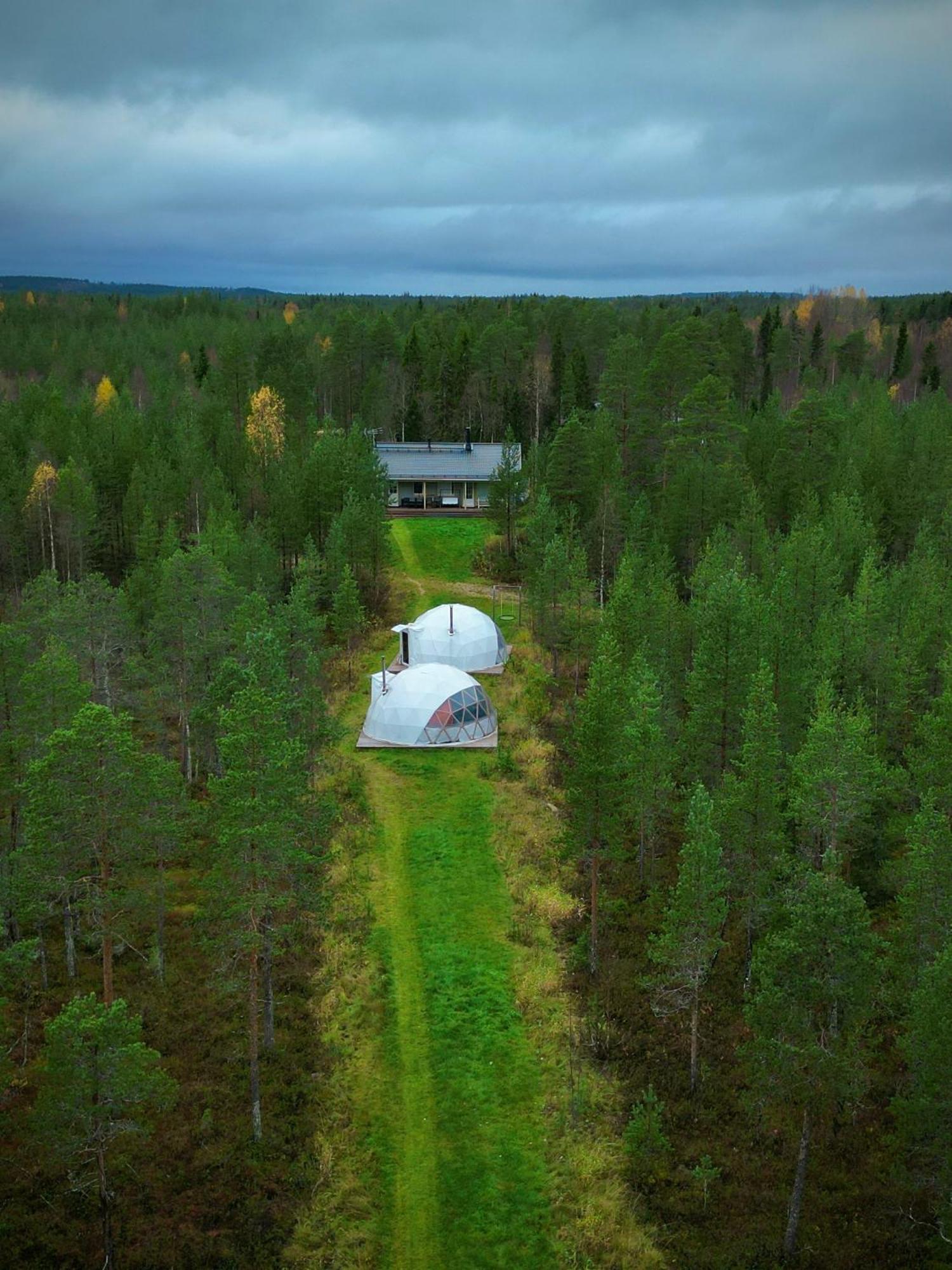 Aurora Igloo Fireplace-Heated Tents In A Secret Forest With Private Jacuzzi And Shared Sauna Bathroom And Dog Friendly Rovaniemi Ngoại thất bức ảnh