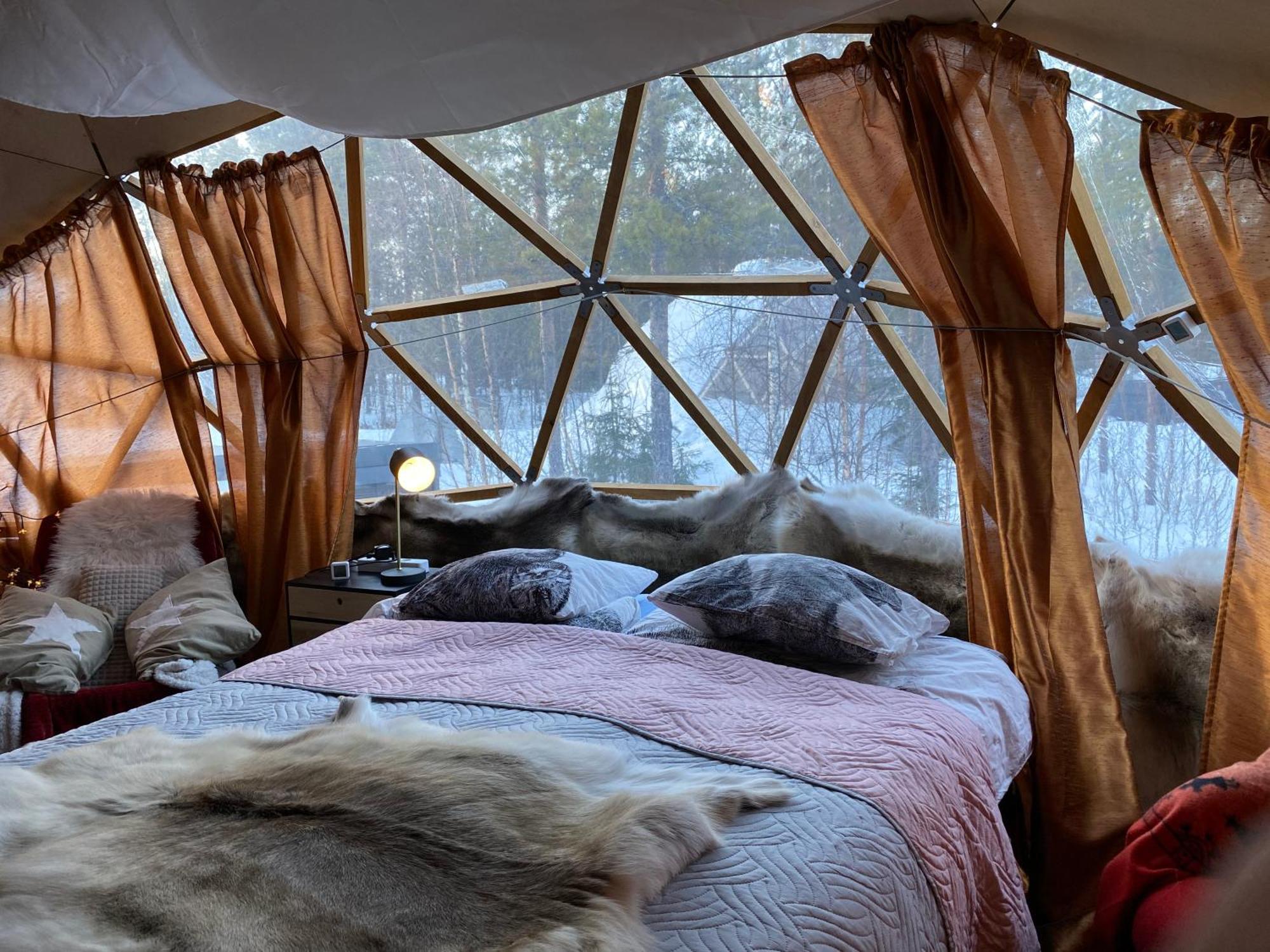 Aurora Igloo Fireplace-Heated Tents In A Secret Forest With Private Jacuzzi And Shared Sauna Bathroom And Dog Friendly Rovaniemi Ngoại thất bức ảnh